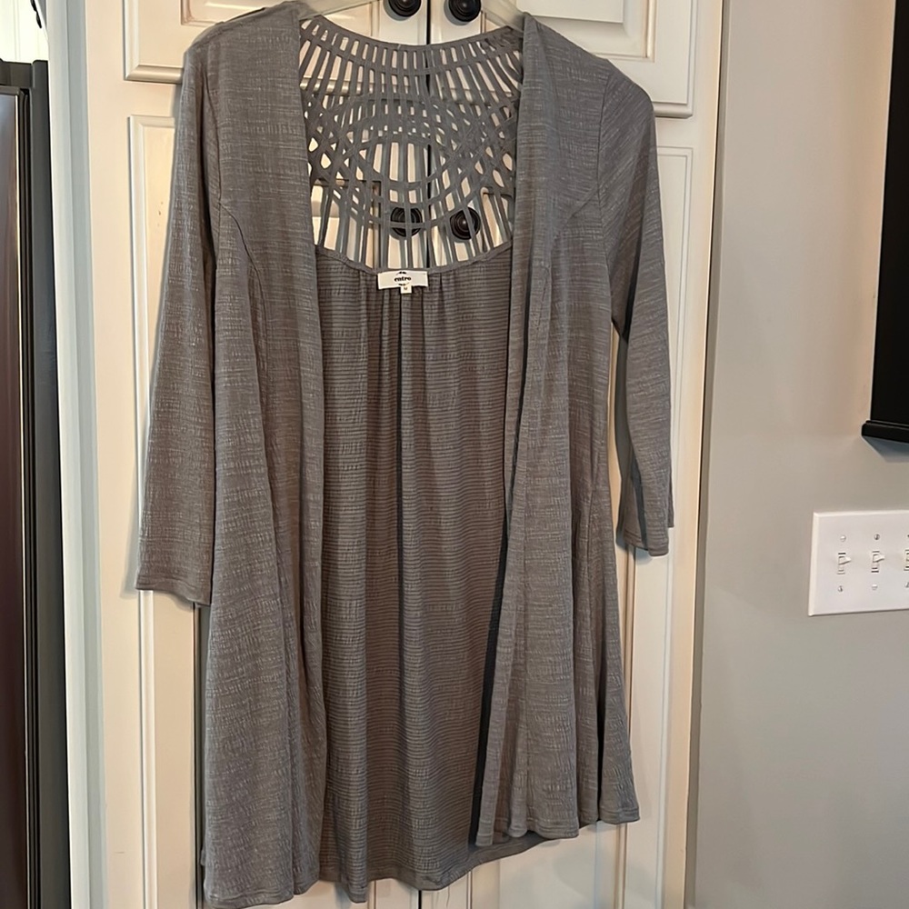 Entro Gray Lightweight Cardigan NWOT Size M